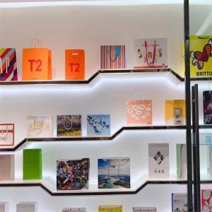 맞춤형 포장 가방 화려한 가방 선물 가방 쇼핑 가방 핸드백 포장 가방 독점 로고 5 색 인쇄 종이 가방 크래프트 백